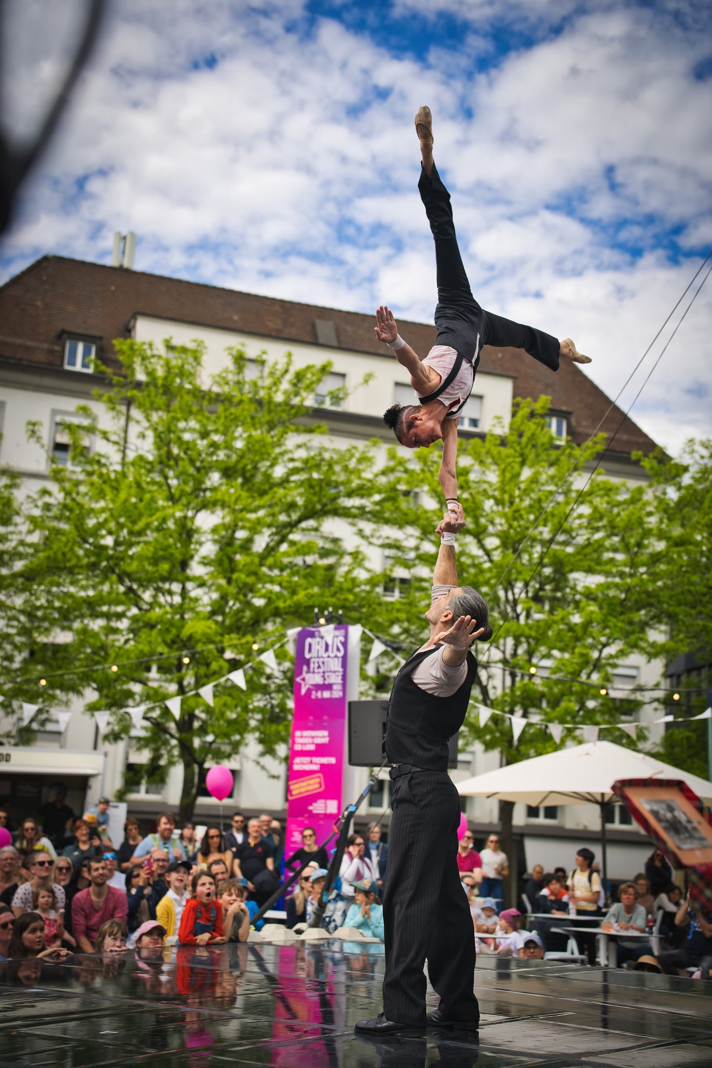 Duo Laos "Otros Aires"  Una Commedia Acrobatica sul Tango