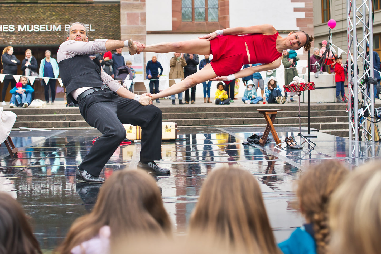 Duo Laos "Otros Aires"  Una Commedia Acrobatica sul Tango